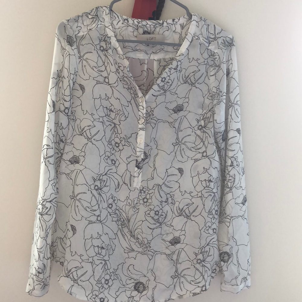 B/W floral LOFT top